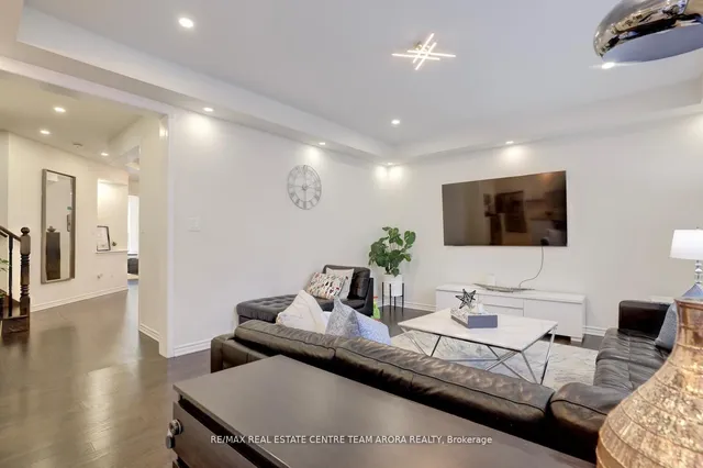 Additional image 16 of 18 Emerald Coast Tr