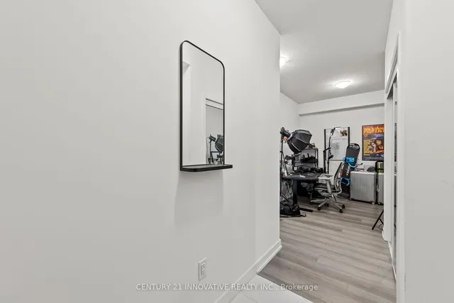 Additional image 9 of 460 Dundas St Unit 913
