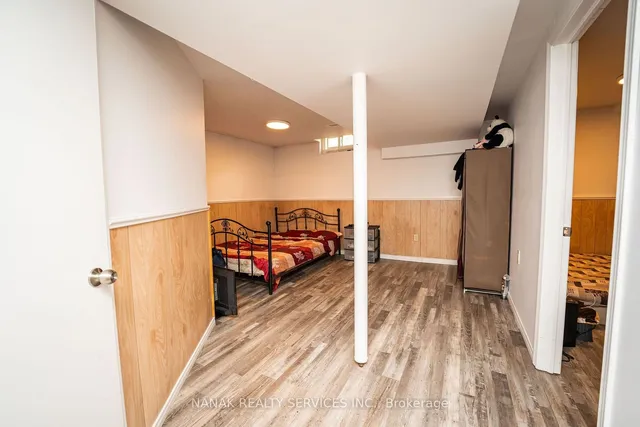 Additional image 32 of 133 Murray St St