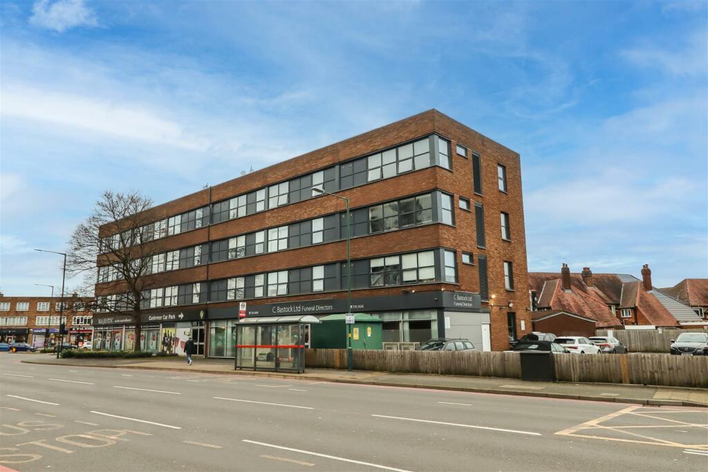 Additional image 4 of Century House, Stratford Road, Shirley