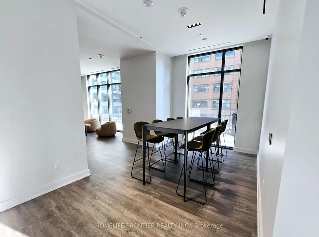 Additional image 34 of 65 Mutual St Unit 3004