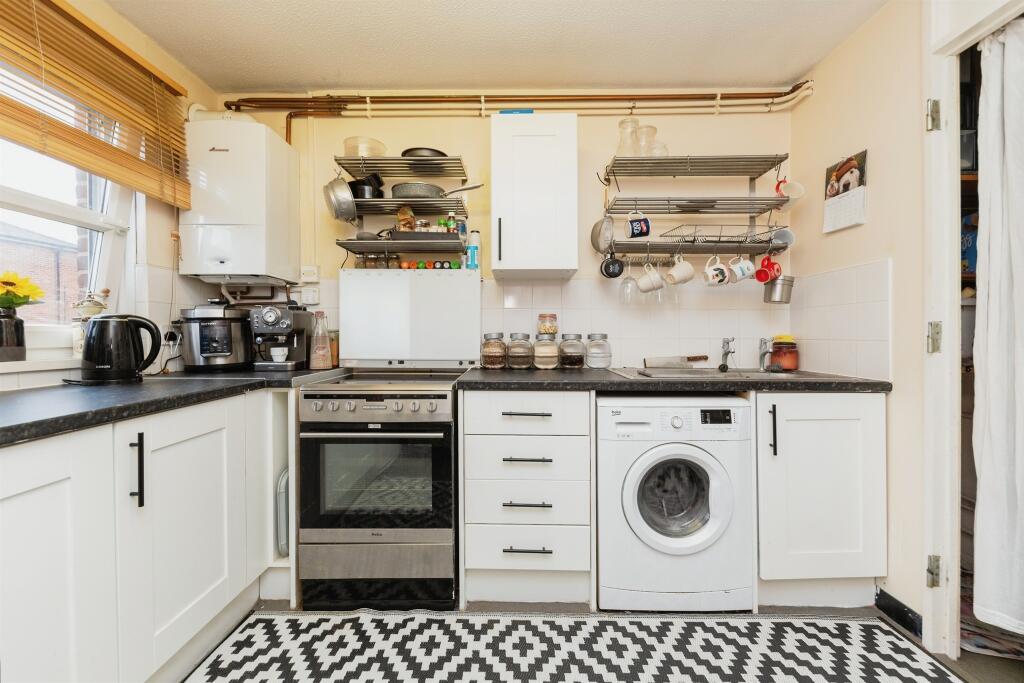 Additional image 12 of Jacobs Ladder, HATFIELD