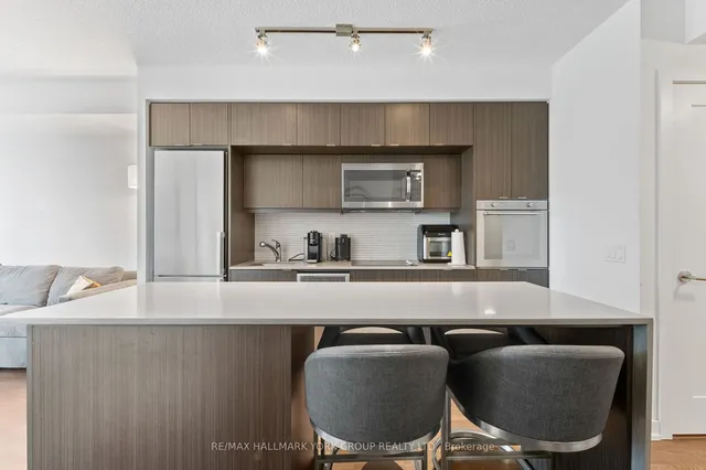 Additional image 10 of 10 York St Unit 1204