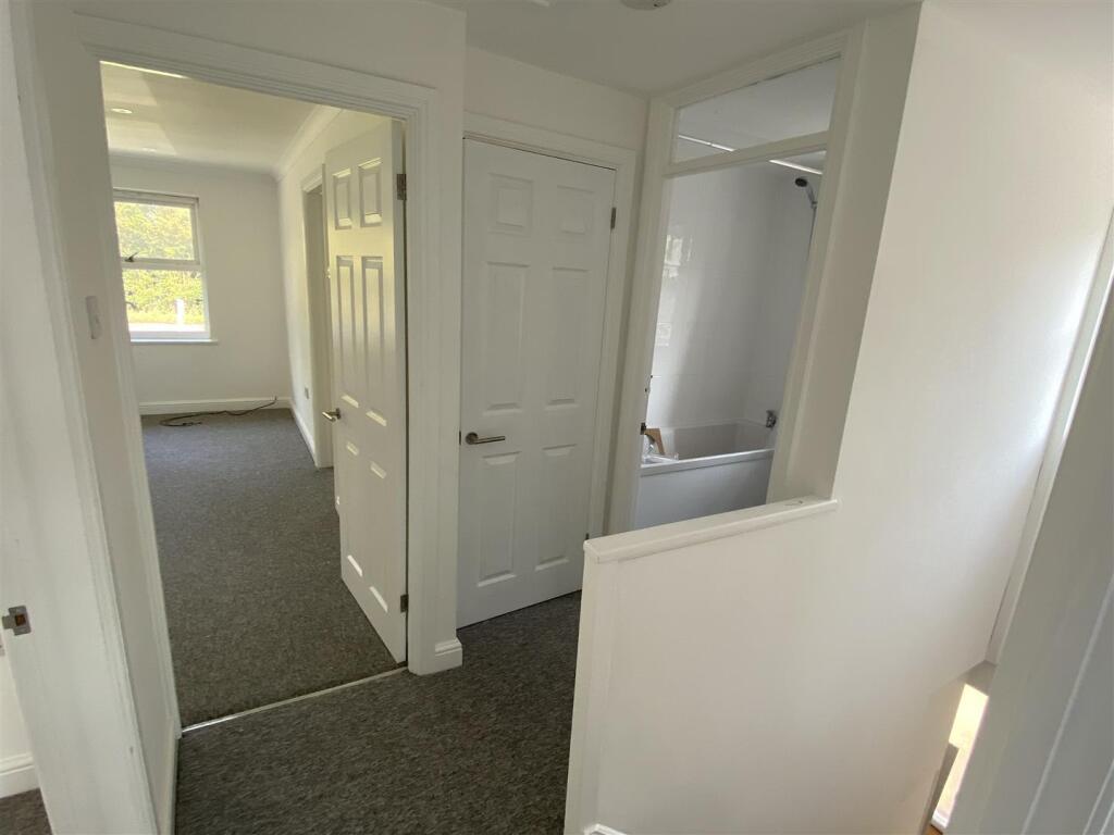 Additional image 7 of Poplars Close, Hatfield