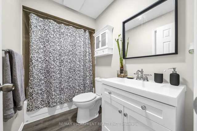 Additional image 17 of 5115 Silvercreek Dr