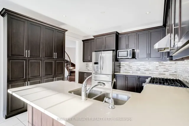 Additional image 16 of 4 Lavallee Cres