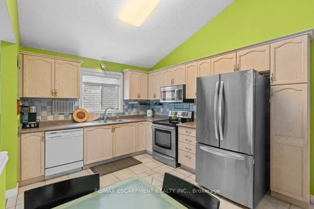 Additional image 11 of 9 Bridgette Dr