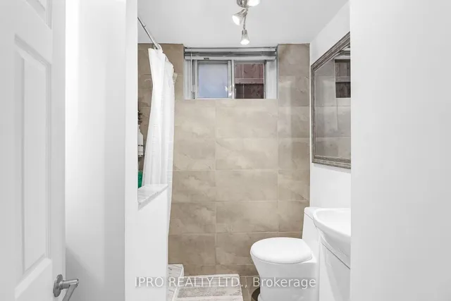 Additional image 19 of 3280 Cawthra Rd