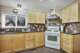 Additional image 3 of 117 Parkland Acres