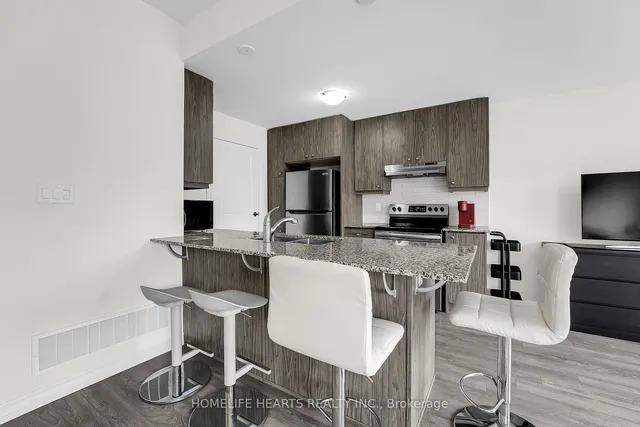 Additional image 10 of 250 Lagerfeld Dr Unit 11