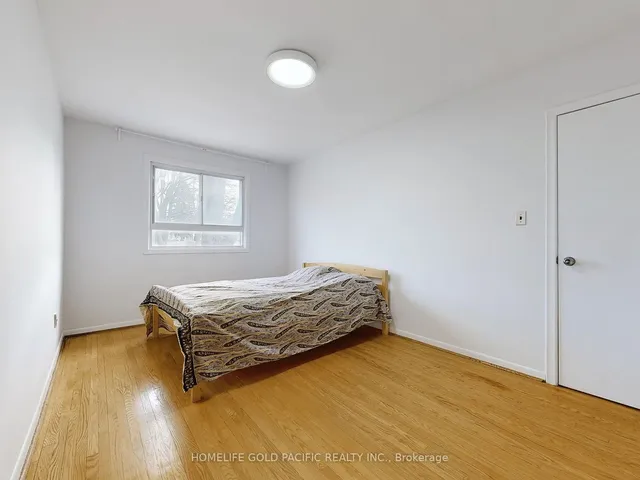 Additional image 19 of 38 Resolution Cres