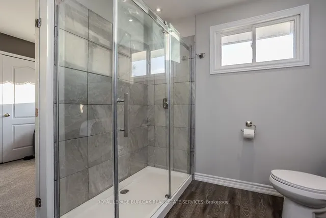 Additional image 36 of 110 Billington Cres