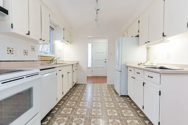 Additional image 13 of 48 Malcolm Cres