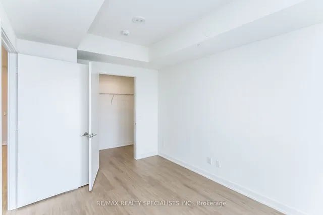 Additional image 12 of 10 DEERLICK Crt Unit 907