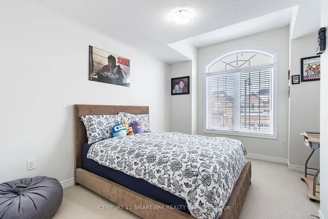 Additional image 27 of 28 Speedwell St