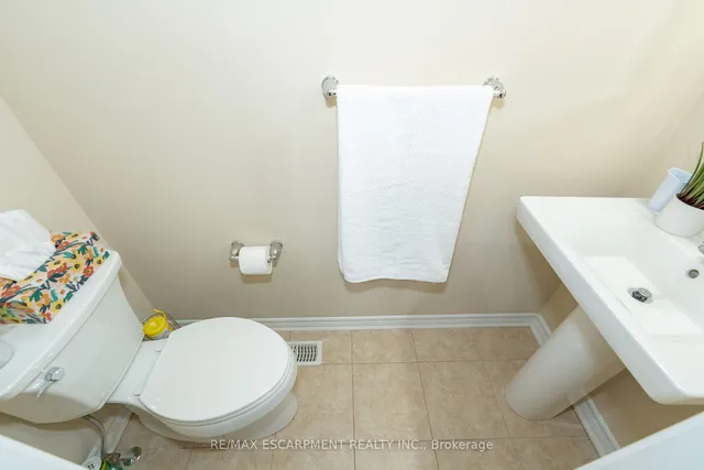 Additional image 23 of 254 Hinton Terr