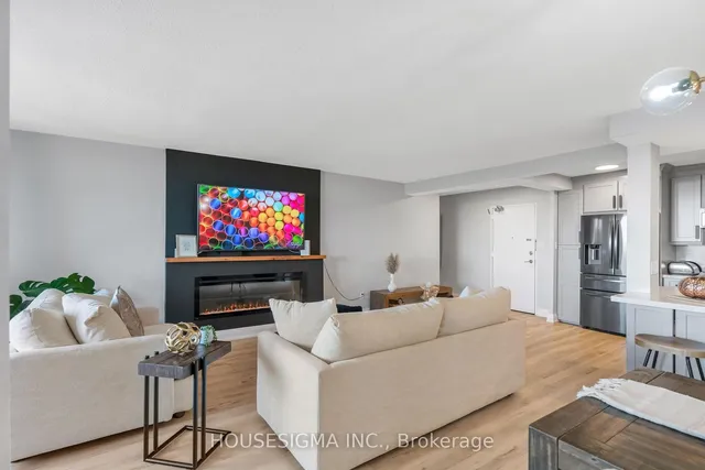 Additional image 4 of 716 The West Mall Unit 1402