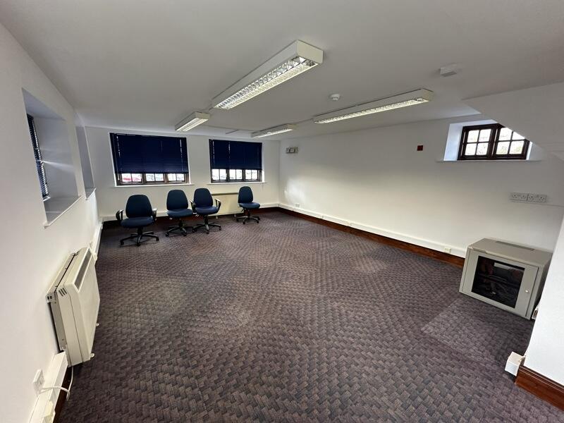 Additional image 5 of Waterloo House, First Floor Offices, Waterloo Lane, Yeovil, Somerset, BA20 1TF