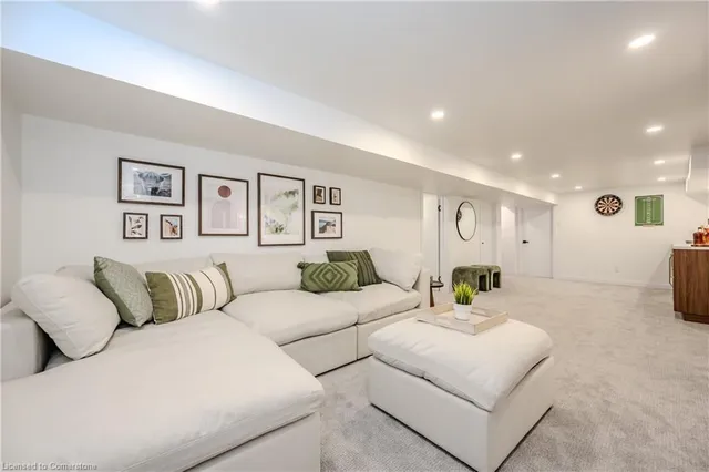 Additional image 35 of 586 Weber St