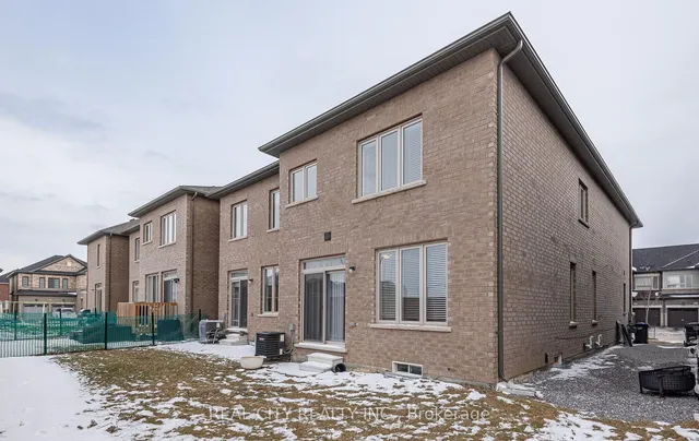 Additional image 39 of 10 Donald Ficht Cres