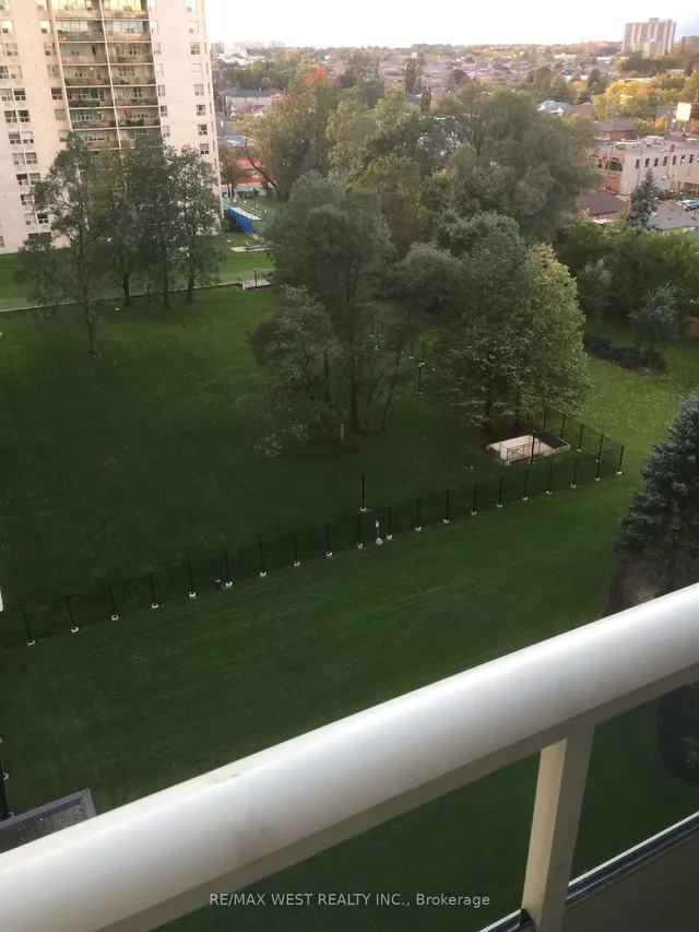 Additional image 7 of 360 Ridelle Ave Unit 911