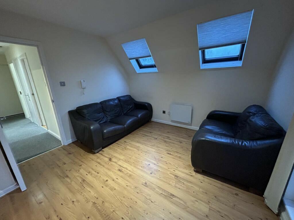 Additional image 5 of Winster Avenue, B93