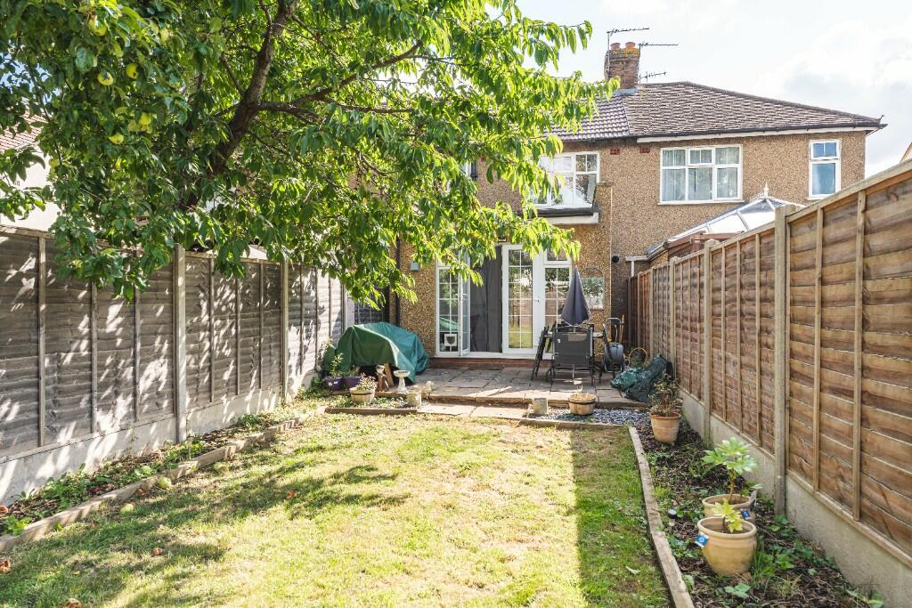 Additional image 11 of Broad Acres, Hatfield, Hertfordshire, AL10