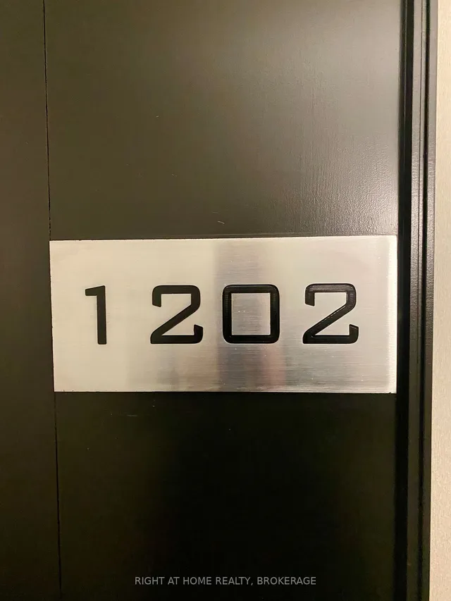 Additional image 14 of 231 Fort York Blvd Unit 1202