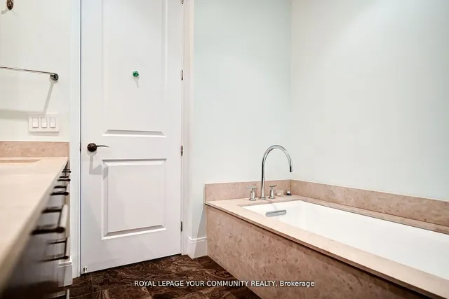 Additional image 26 of 21 Balmuto St Unit Ph 3501