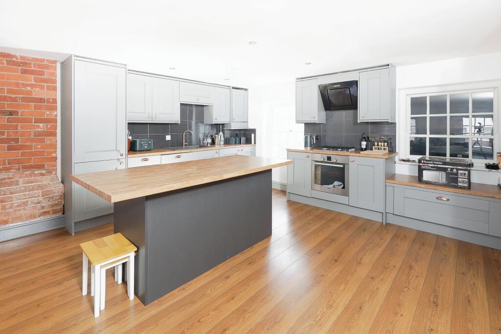 Additional image 2 of St. Pauls House, Coleshill, Birmingham, Warwickshire, B46