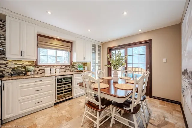 Additional image 11 of 64 Cedar Crest St