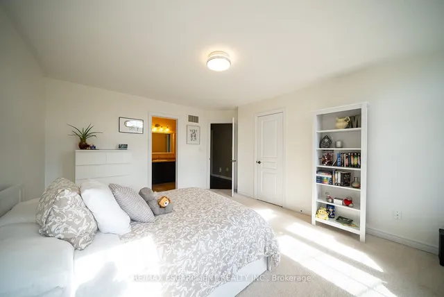 Additional image 29 of 19 Humphrey St