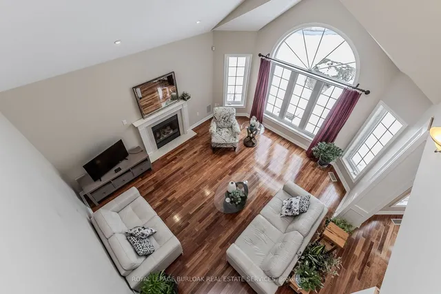 Additional image 28 of 4286 Clubview Dr