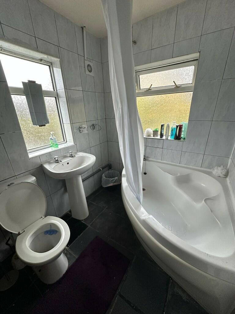 Additional image 9 of Harborne Lane, Birmingham, B29