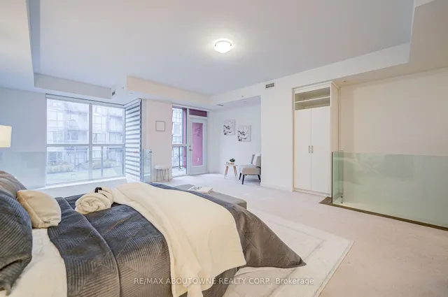 Additional image 21 of 5260 Dundas St Unit C202