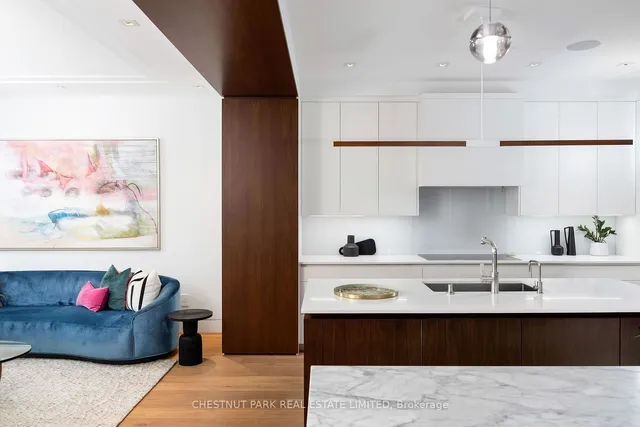 Additional image 8 of 19 Woodlawn Ave