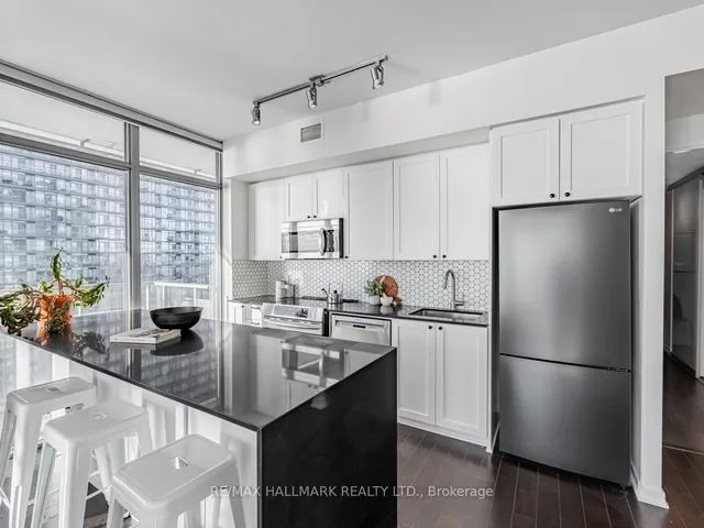 Additional image 7 of 103 The Queensway Unit 2105
