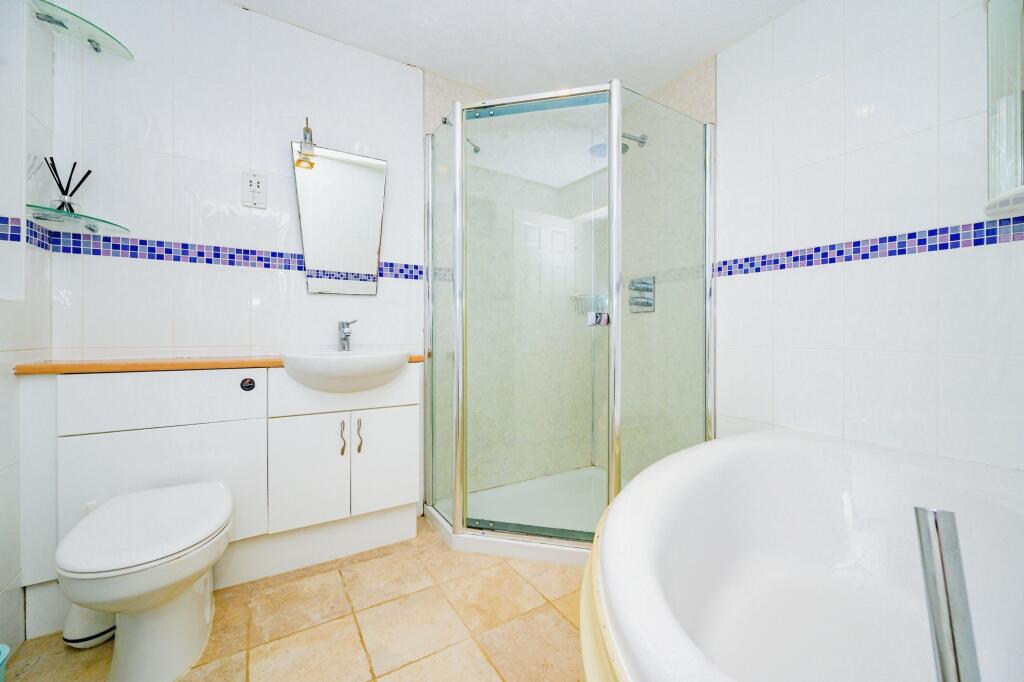 Additional image 18 of Derwent Road, Harpenden, AL5