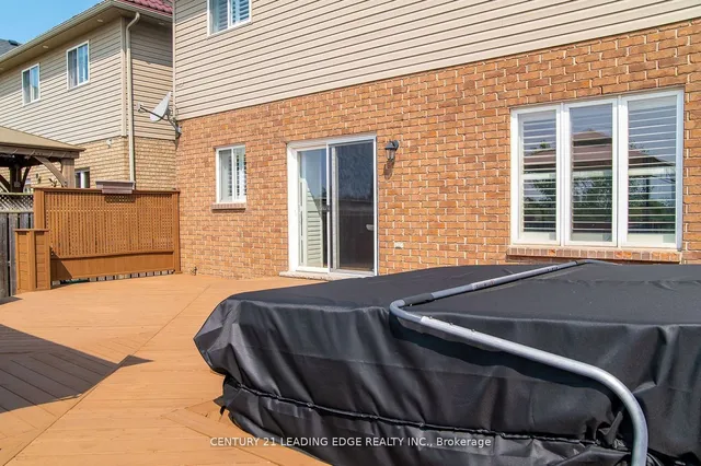 Additional image 30 of 60 Sundance Cres