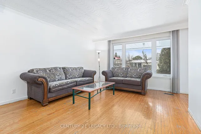 Additional image 19 of 17 Vange Cres
