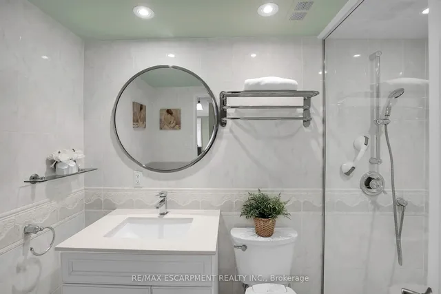 Additional image 19 of 500 Green Rd Unit 1117