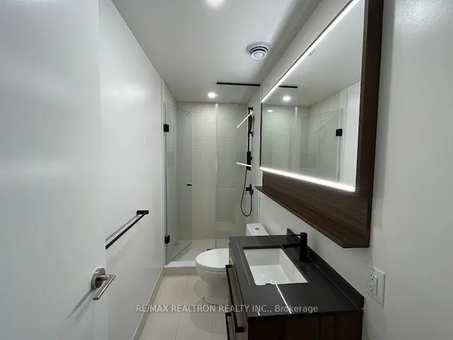 Additional image 25 of 425 Front St Unit 1003