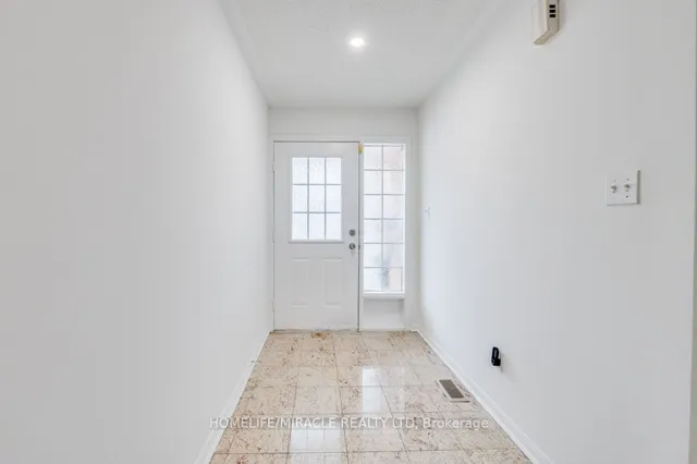 Additional image 3 of 42 Sufi Cres