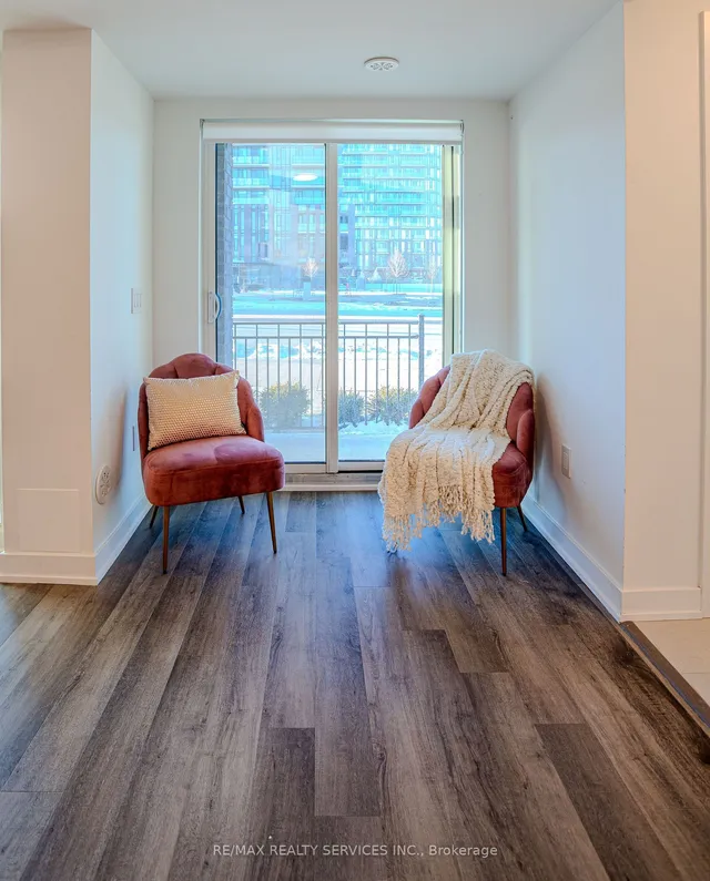 Additional image 10 of 185 Veterans Dr Unit 3