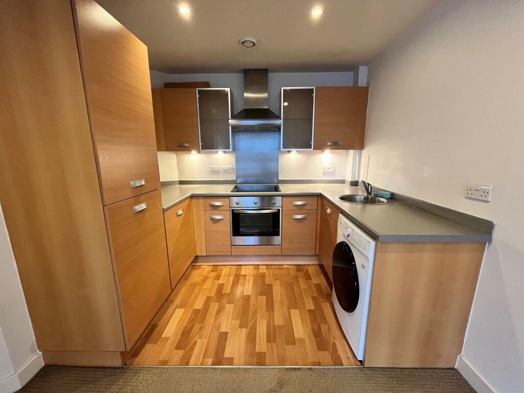 Additional image 6 of Quartz