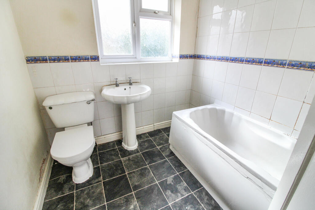 Additional image 8 of Abbey Road, Redditch, B97