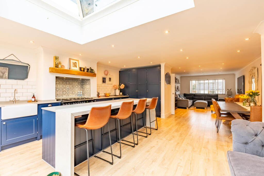 Additional image 7 of Park Lane, Colney Heath, St. Albans, Hertfordshire, AL4