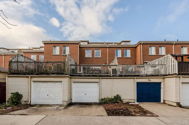 Additional image 32 of 17 Brick Crt