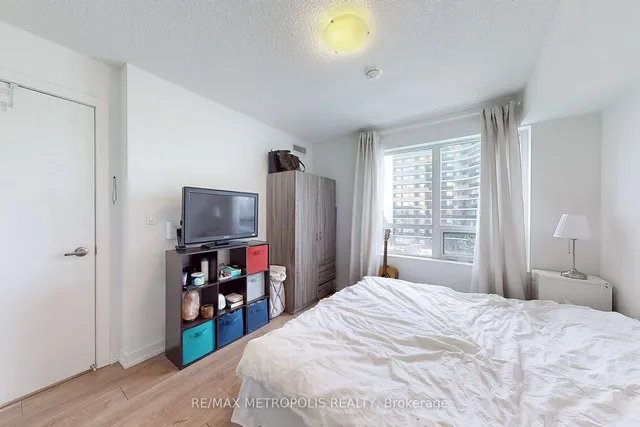 Additional image 21 of 1346 Danforth Rd Unit 413