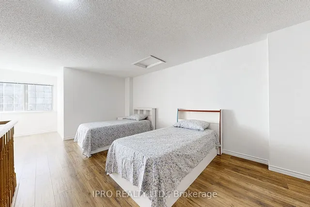 Additional image 34 of 75 Strathaven Dr Unit 55